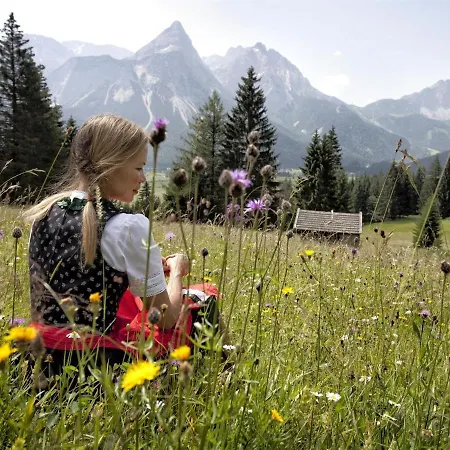 In Kirchdorf With Wilder Kaiser View 布肯