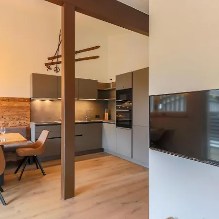 In Kirchdorf With Wilder Kaiser View * 布肯