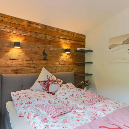 In Kirchdorf With Wilder Kaiser View 布肯