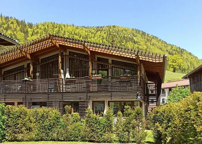 Modern Penthouse In Gasteig بوخن