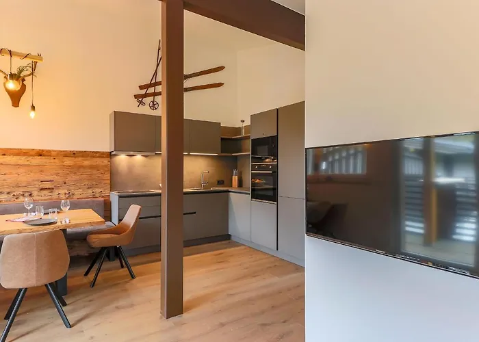 Modern Penthouse With Balcony In Gasteig * Kirchdorf in Tirol
