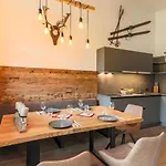 Modern Penthouse In Gasteig * Бухен